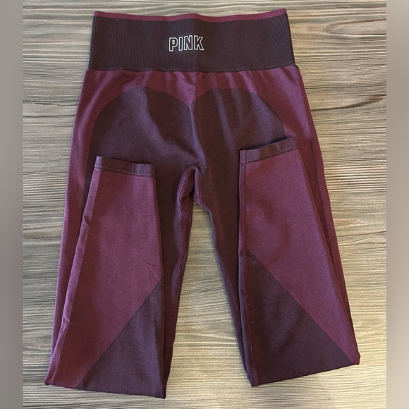 PINK Victoria’s Secret Yoga Seamless Leggings - Picture 2 of 3